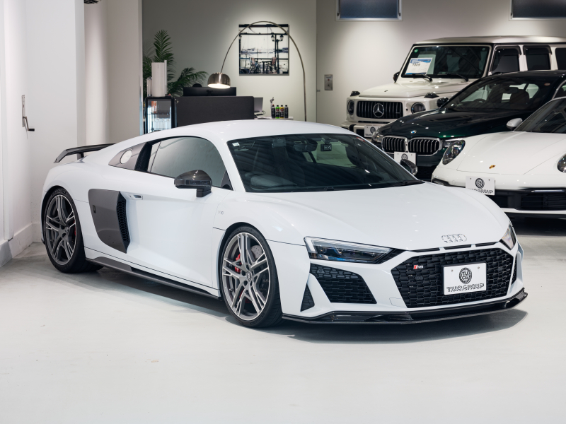 アウディ R8 V10 ﾊﾟﾌｫｰﾏﾝｽ 5.2 FSI Quattro　正規D車 2020年ﾓﾃﾞﾙ ﾌｧｲﾝﾅｯﾊﾟﾚｻﾞｰ電動調整ｽﾎﾟｰﾂｼｰﾄ 純正MMIﾅﾋﾞTV Bang&Olufsen ｶｰﾎﾞﾝｾﾗﾐｯｸﾌﾞﾚｰｷ 専用20ｲﾝﾁAW KW HASｷｯﾄ