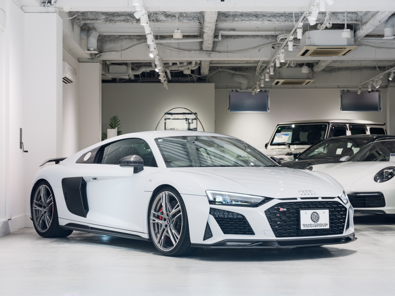 アウディ R8 V10 ﾊﾟﾌｫｰﾏﾝｽ 5.2 FSI Quattro　正規D車 2020年ﾓﾃﾞﾙ ﾌｧｲﾝﾅｯﾊﾟﾚｻﾞｰ電動調整ｽﾎﾟｰﾂｼｰﾄ 純正MMIﾅﾋﾞTV Bang&Olufsen ｶｰﾎﾞﾝｾﾗﾐｯｸﾌﾞﾚｰｷ 専用20ｲﾝﾁAW KW HASｷｯﾄ