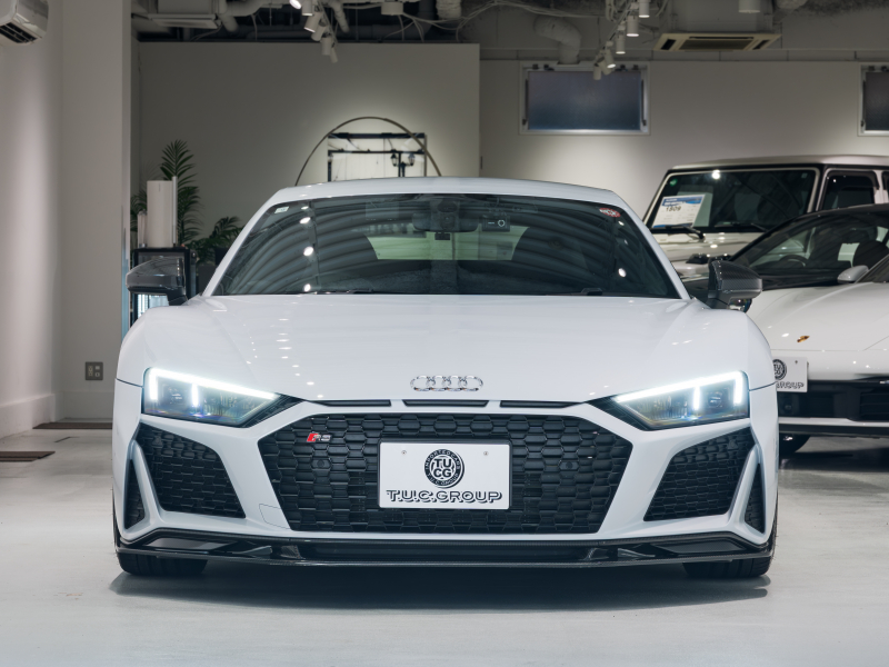 アウディ R8 V10 ﾊﾟﾌｫｰﾏﾝｽ 5.2 FSI Quattro　正規D車 2020年ﾓﾃﾞﾙ ﾌｧｲﾝﾅｯﾊﾟﾚｻﾞｰ電動調整ｽﾎﾟｰﾂｼｰﾄ 純正MMIﾅﾋﾞTV Bang&Olufsen ｶｰﾎﾞﾝｾﾗﾐｯｸﾌﾞﾚｰｷ 専用20ｲﾝﾁAW KW HASｷｯﾄ