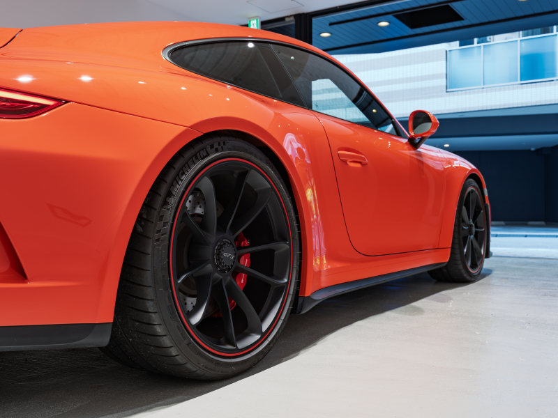 ポルシェ 911(Type991.2) GT3 スポーツクロノPKG 正規D車 フロントリフト 4wayスポーツシート 純正PCMナビ リアビューカメラ CarPlay PDLSヘッドライト 専用20AW OPカラー