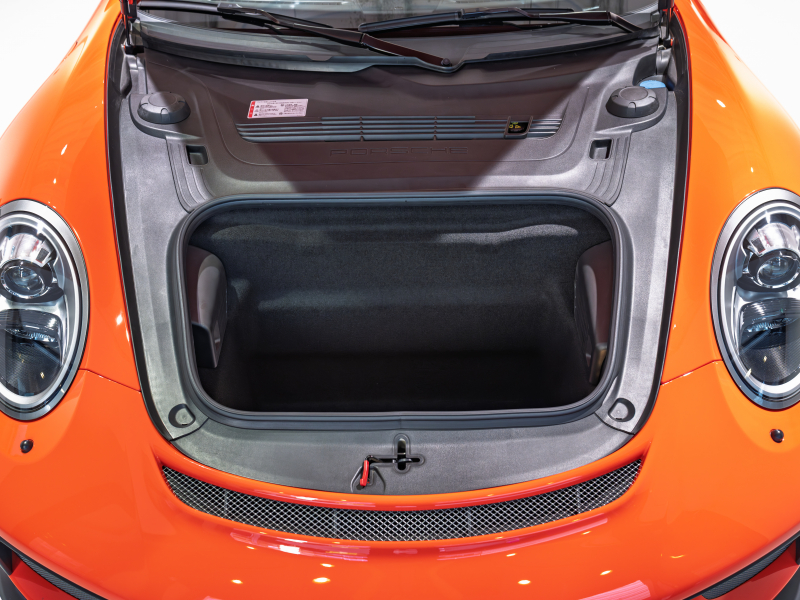 ポルシェ 911(Type991.2) GT3 スポーツクロノPKG 正規D車 フロントリフト 4wayスポーツシート 純正PCMナビ リアビューカメラ CarPlay PDLSヘッドライト 専用20AW OPカラー