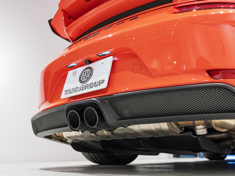 ポルシェ 911(Type991.2) GT3 スポーツクロノPKG 正規D車 フロントリフト 4wayスポーツシート 純正PCMナビ リアビューカメラ CarPlay PDLSヘッドライト 専用20AW OPカラー