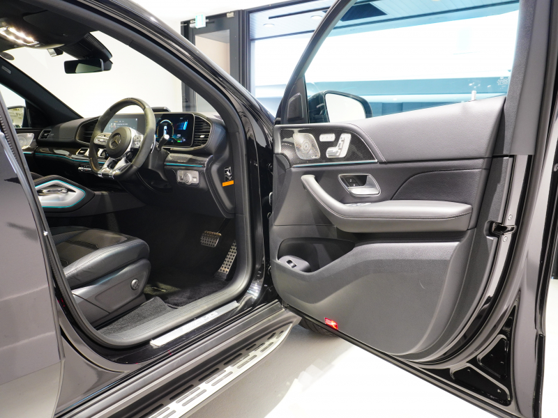 AMG GLE 53 4MATIC+ Coupe　正規D車 ﾚｰﾀﾞｰｾｰﾌﾃｨ 黒革ｼｰﾄ ﾋｰﾀｰ&ﾍﾞﾝﾁﾚｰﾀｰ ﾊﾟﾉﾗﾏｻﾝﾙｰﾌ MBUXﾅﾋﾞ 360ｶﾒﾗ Burmester ﾍｯﾄﾞｱｯﾌﾟﾃﾞｨｽﾌﾟﾚｲ ACTIVE RIDE CONTROL AMG21ｲﾝﾁAW