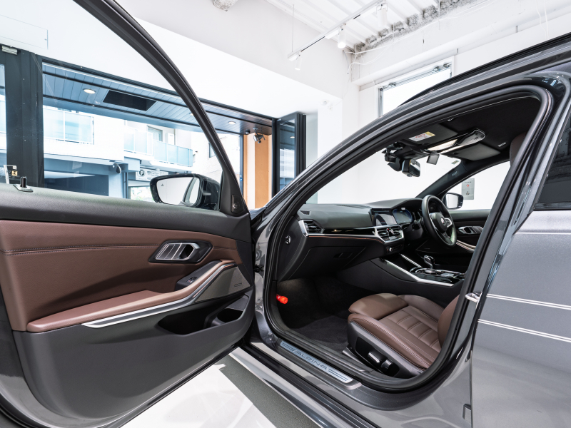 アルピナ D3 S Touring Allrad　正規D車 右H ﾗｸﾞｼﾞｭｱﾘｰPKG ｾｰﾌﾃｨPKG ｳﾞｧｰﾈｽｶﾓｶﾚｻﾞｰ 純正ﾅﾋﾞ 360ｶﾒﾗ CarPlay harman/kardon BMWﾚｰｻﾞｰﾗｲﾄ ﾍｯﾄﾞｱｯﾌﾟD ｸﾗｼｯｸ20AW OPｶﾗｰ