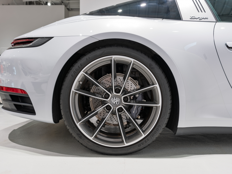 ポルシェ 911(Type992) ﾀﾙｶﾞ4 PDK　正規D車 1ｵｰﾅｰ ACC ﾚｰﾝﾁｪﾝｼﾞA ｺﾝﾄﾗｽﾄﾚｻﾞｰ 14wayｱﾀﾞﾌﾟﾃｨﾌﾞｼｰﾄ ﾍﾞﾝﾁﾚｰﾀｰ PCMﾅﾋﾞ CarPlay BOSEｻｳﾝﾄﾞ LEDﾏﾄﾘｸｽPDLS+ 純正20/21ｲﾝﾁAW ｽﾎﾟｰﾂﾃﾞｻﾞｲﾝｴﾌﾟﾛﾝ OP総額438