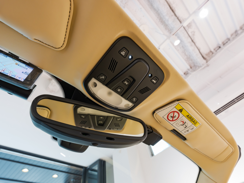 フェラーリ 488スパイダー F1 DCT　正規D車 RossoCorsa ﾌﾛﾝﾄｻｽﾍﾟﾝｼｮﾝﾘﾌﾃｨﾝｸﾞ Cremaﾚｻﾞｰ ﾌﾙ電動ｼｰﾄ ｼｰﾄﾋｰﾀｰ ｶｰﾎﾞﾝLEDｽﾃｱ ｶｰﾎﾞﾝｲﾝﾃﾘｱ JBLｻｳﾝﾄﾞ 鍛造20AW