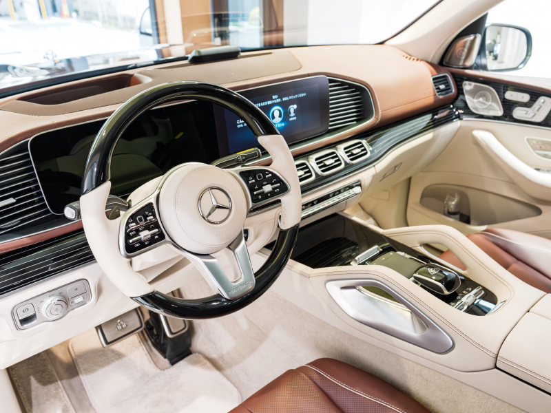 メルセデスマイバッハ GLS GLS600 4MATIC ﾌｧｰｽﾄｸﾗｽPKG　正規D車 4人乗り ﾏﾎｶﾞﾆｰﾌﾞﾗｳﾝ&ﾏｷｱｰﾄﾍﾞｰｼﾞｭｲﾝﾃﾘｱ ﾊﾟﾉﾗﾏSR 純正MBUX 360ｶﾒﾗ Burmesterﾊｲｴﾝﾄﾞ ﾘｱｴﾝﾀｰﾃｲﾝﾒﾝﾄ　新車保証継承可