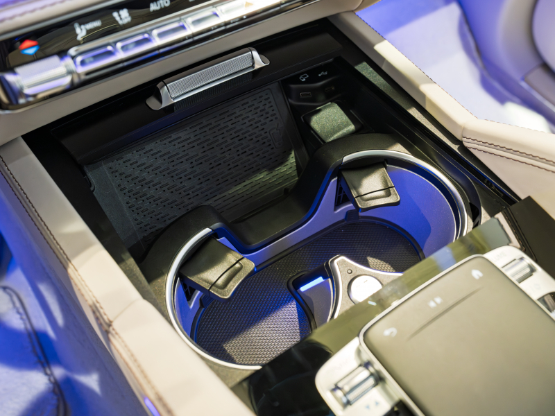 メルセデスマイバッハ GLS GLS600 4MATIC ﾌｧｰｽﾄｸﾗｽPKG　正規D車 4人乗り ﾏﾎｶﾞﾆｰﾌﾞﾗｳﾝ&ﾏｷｱｰﾄﾍﾞｰｼﾞｭｲﾝﾃﾘｱ ﾊﾟﾉﾗﾏSR 純正MBUX 360ｶﾒﾗ Burmesterﾊｲｴﾝﾄﾞ ﾘｱｴﾝﾀｰﾃｲﾝﾒﾝﾄ　新車保証継承可