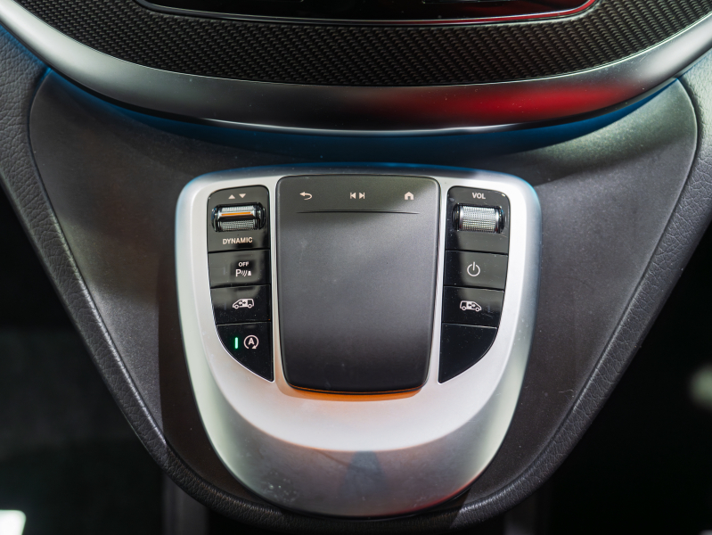 メルセデスベンツ Vクラス V220d AVG ﾛﾝｸﾞ AMGﾗｲﾝ&ﾚｰﾀﾞｰSP　ﾏｲﾊﾞｯﾊ仕様 ｴｸﾞｾｸﾃｨﾌﾞｼｰﾄ TVﾓﾆﾀｰ付ﾊﾟｰﾃｰｼｮﾝ ﾊﾟﾉﾗﾏSR ｽﾀｰﾗｲﾅｰ 4人乗り