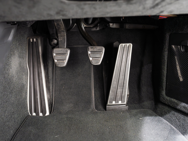 ポルシェ 718 ケイマン GT4 6MT ｽﾎﾟｰﾂｸﾛﾉ&ﾚｻﾞｰｲﾝﾃﾘｱPKG　正規D車 1ｵｰﾅｰ 右H 18wayｱﾀﾞﾌﾟﾃｨﾌﾞｽﾎﾟｰﾂｼｰﾄ PCCB PCMﾅﾋﾞ Bｶﾒﾗ CarPlay BOSEｻｳﾝﾄﾞ LEDﾍｯﾄﾞﾗｲﾄPDLSﾌﾟﾗｽ ｽﾎﾟｰﾂEX 純正20AW