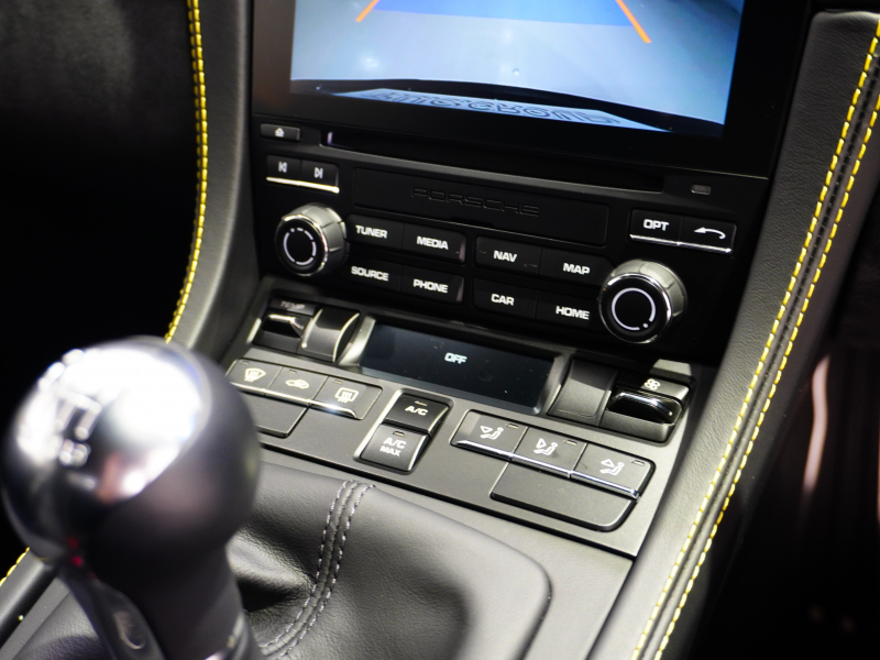 ポルシェ 718 ケイマン GT4 6MT ｽﾎﾟｰﾂｸﾛﾉ&ﾚｻﾞｰｲﾝﾃﾘｱPKG　正規D車 1ｵｰﾅｰ 右H 18wayｱﾀﾞﾌﾟﾃｨﾌﾞｽﾎﾟｰﾂｼｰﾄ PCCB PCMﾅﾋﾞ Bｶﾒﾗ CarPlay BOSEｻｳﾝﾄﾞ LEDﾍｯﾄﾞﾗｲﾄPDLSﾌﾟﾗｽ ｽﾎﾟｰﾂEX 純正20AW