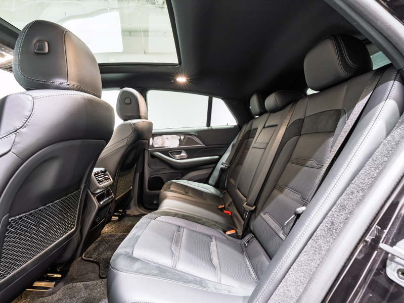 AMG GLE 53 4MATIC+ Coupe　正規D車 ﾚｰﾀﾞｰｾｰﾌﾃｨ 黒革ｼｰﾄ ﾋｰﾀｰ&ﾍﾞﾝﾁﾚｰﾀｰ ﾊﾟﾉﾗﾏｻﾝﾙｰﾌ MBUXﾅﾋﾞ 360ｶﾒﾗ Burmester ﾍｯﾄﾞｱｯﾌﾟﾃﾞｨｽﾌﾟﾚｲ ACTIVE RIDE CONTROL AMG21ｲﾝﾁAW