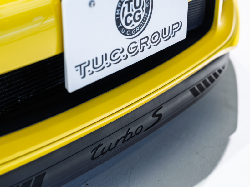 ポルシェ 911(Type991.1) ﾀｰﾎﾞS ｽﾎﾟｰﾂｸﾛﾉ&ｶｰﾎﾞﾝｲﾝﾃﾘｱPKG　正規D車 ﾂｰﾄｰﾝﾚｻﾞｰｲﾝﾃﾘｱ PCCB 赤革 18wayｱﾀﾞﾌﾟﾃｨﾌﾞｽﾎﾟｰﾂｼｰﾄ ﾅﾋﾞTV BOSEｻｳﾝﾄﾞ Bｶﾒﾗ PDLS付LEDﾗｲﾄ 20AW