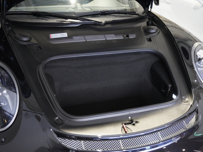 ポルシェ 911(Type991.2) GT3 クラブスポーツ スポーツクロノPKG 正規D車 1オーナー MY18 カーボンバケット ナビTV スポーツEX 専用20AW ロールバー