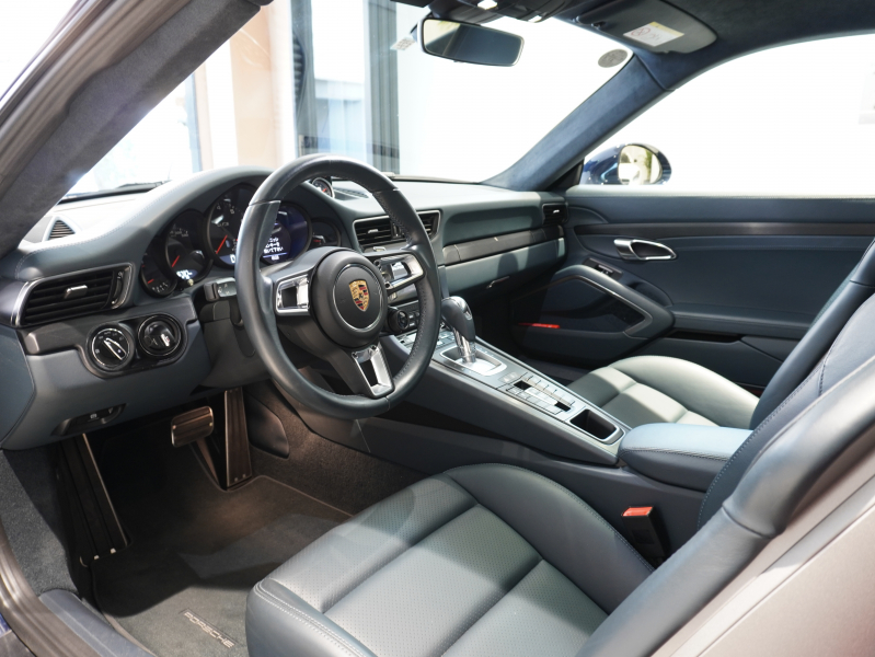 ポルシェ 911(Type991.2) ｶﾚﾗ GTS ｽﾎﾟｰﾂｸﾛﾉPKG　後期 正規D車 MY18 1ｵｰﾅｰ ｽﾍﾟｼｬﾙﾚｰｻﾞｲﾝﾃﾘｱ ｸﾞﾗﾌｧｲﾄﾌﾞﾙｰ革 ｶﾞﾗｽR PCMﾅﾋﾞ Bｶﾒﾗ 20AW　2年保証付