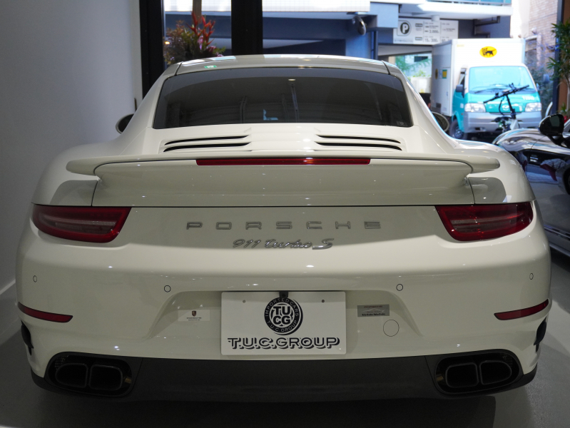 ポルシェ 911(Type991) ﾀｰﾎﾞS ｽﾎﾟｰﾂｸﾛﾉ&ｶｰﾎﾞﾝｲﾝﾃﾘｱPKG　正規D車  ｴﾝﾄﾘｰD PCCB 赤革 ﾍﾞﾝﾁﾚｰﾀｰ ｻﾝﾙｰﾌ ﾅﾋﾞTV Bｶﾒﾗ  LEDﾗｲﾄ　2年保証付