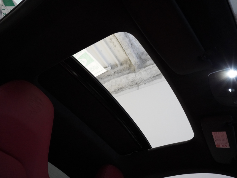 ポルシェ 911(Type991) ﾀｰﾎﾞS ｽﾎﾟｰﾂｸﾛﾉ&ｶｰﾎﾞﾝｲﾝﾃﾘｱPKG　正規D車  ｴﾝﾄﾘｰD PCCB 赤革 ﾍﾞﾝﾁﾚｰﾀｰ ｻﾝﾙｰﾌ ﾅﾋﾞTV Bｶﾒﾗ  LEDﾗｲﾄ　2年保証付