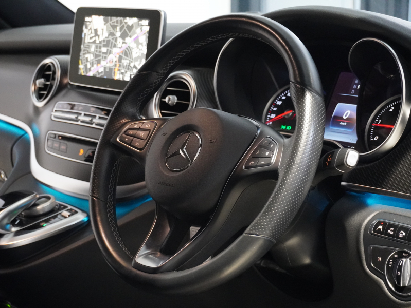 メルセデスベンツ Vクラス V220dｽﾎﾟｰﾂ ﾛﾝｸﾞ ﾚｰﾀﾞｰP　ﾏｲﾊﾞｯﾊ仕様 ｴｸﾞｾｸﾃｨﾌﾞｼｰﾄ TVﾓﾆﾀｰ付ﾊﾟｰﾃｰｼｮﾝ ﾊﾟﾉﾗﾏSR 4人乗り　2年保証