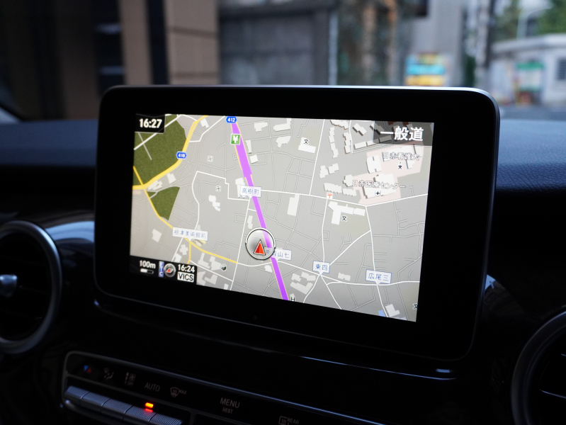 メルセデスベンツ Vクラス V220d AVGロング レーダーP マイバッハ仕様 エグセクティブシート TVモニター付パーテーション 4人乗り ティファニーブルーラッピング 2年保証
