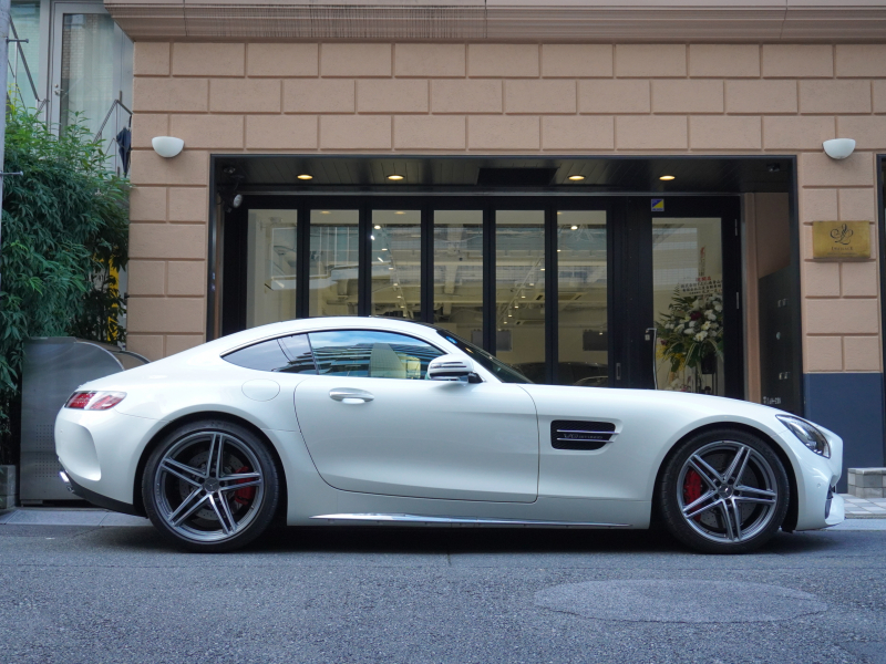 AMG GT C フルレザー&レーダーセーフティPKG 正規D車 左H 557ps 専用革 ベンチレーター パノラマR ナビTV ブルメスターハイエンド パフォーマンスステア AmgRideControl 2年保証付