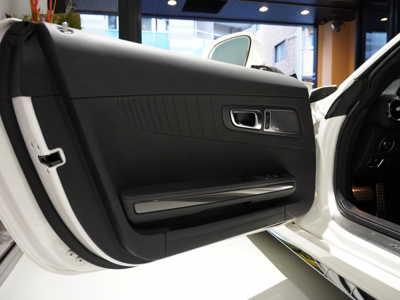 AMG GT C フルレザー&レーダーセーフティPKG 正規D車 左H 557ps 専用革 ベンチレーター パノラマR ナビTV ブルメスターハイエンド パフォーマンスステア AmgRideControl 2年保証付