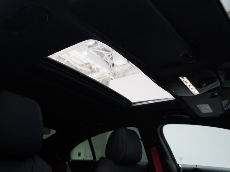 AMG CLSクラス CLS53 4MATIC+ レーダーセーフティPKG 正規D車 希少色 Meコネ レッドステッチ黒革 ベンチレーター サンルーフ ナビTV ブルメスター ヘッドアップD 2年保証