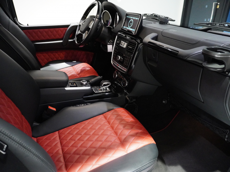 AMG Gクラス G63 designoｴｸｽｸﾙｰｼﾌﾞ　正規D車 OPｶﾗｰ 黒×赤革ｼｰﾄ ﾍﾞﾝﾁﾚｰﾀｰ ｻﾝﾙｰﾌ ﾅﾋﾞTV harman/kardon AMGｽﾎﾟｰﾂEX 20AW　2年保証