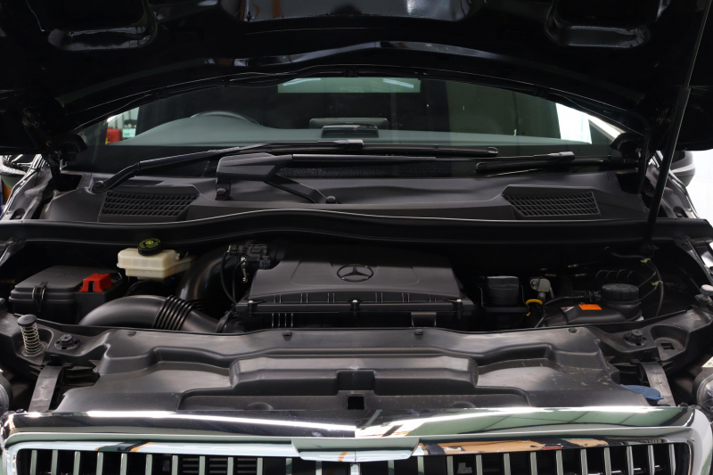 メルセデスベンツ Vクラス V220dｽﾎﾟｰﾂﾛﾝｸﾞ ﾚｰﾀﾞｰP　ﾏｲﾊﾞｯﾊ仕様 ｴｸﾞｾﾞｸﾃｨﾌﾞｼｰﾄ ﾊﾟｰﾃｰｼｮﾝ ﾊﾟﾉﾗﾏSR ﾅﾋﾞTV　2年保証付