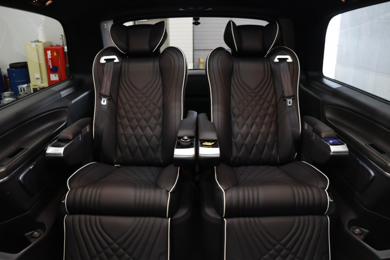 メルセデスベンツ Vクラス V220dｽﾎﾟｰﾂﾛﾝｸﾞ ﾚｰﾀﾞｰP　ﾏｲﾊﾞｯﾊ仕様 ｴｸﾞｾﾞｸﾃｨﾌﾞｼｰﾄ ﾊﾟｰﾃｰｼｮﾝ ﾊﾟﾉﾗﾏSR ﾅﾋﾞTV　2年保証付