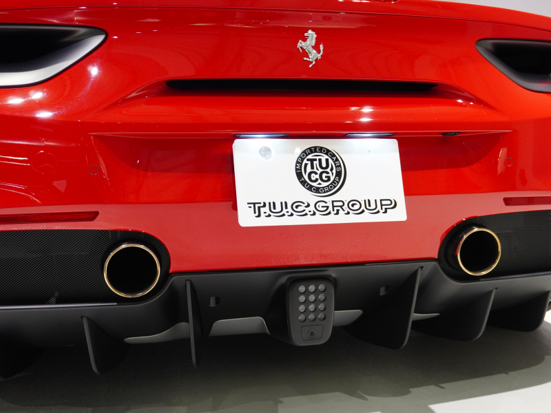 フェラーリ 488スパイダー F1 DCT　正規ﾃﾞｨｰﾗｰ車 ROSSOCORSA×CREMAﾚｻﾞｰ  20ｲﾝﾁ鍛造AW 電動ｼｰﾄ JBLｻｳﾝﾄﾞ ｶｰﾎﾞﾝｲﾝﾃﾘｱ ﾌﾛﾝﾄﾘﾌﾀｰ CCM SCM2