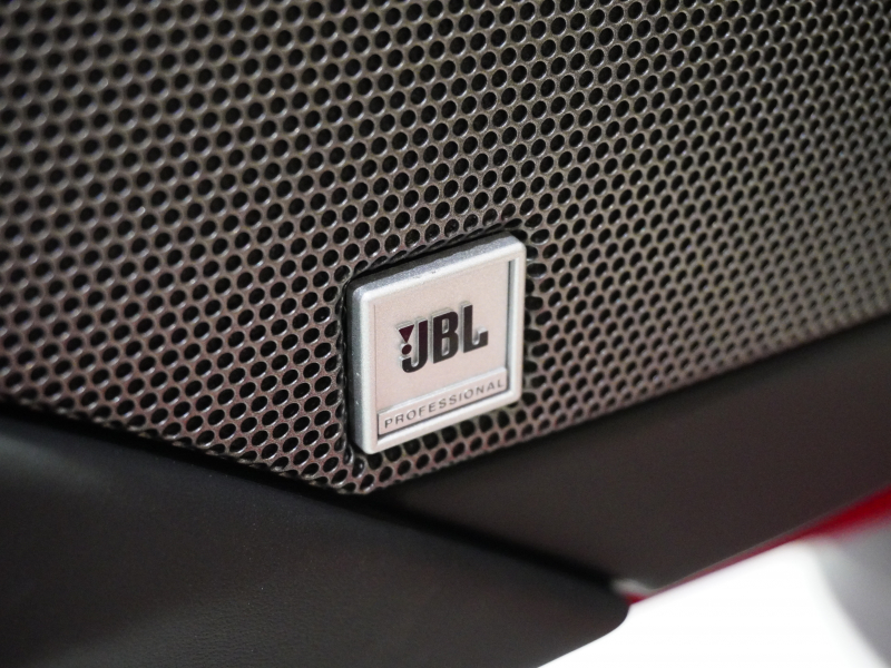 フェラーリ 488スパイダー F1 DCT　正規ﾃﾞｨｰﾗｰ車 ROSSOCORSA×CREMAﾚｻﾞｰ  20ｲﾝﾁ鍛造AW 電動ｼｰﾄ JBLｻｳﾝﾄﾞ ｶｰﾎﾞﾝｲﾝﾃﾘｱ ﾌﾛﾝﾄﾘﾌﾀｰ CCM SCM2