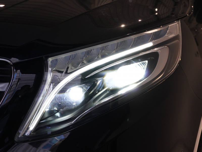 メルセデスベンツ Vクラス V260 ﾛﾝｸﾞ ﾚｰﾀﾞｰｾｰﾌﾃｨP 電動ﾊﾟｰﾃｰｼｮﾝ ﾌﾞﾗｳﾝﾚｻﾞｰｴｸﾞｾﾞｸﾃｨﾌﾞｼｰﾄ HDDﾅﾋﾞTV  自動ﾘｱｹﾞｰﾄ　2年保証