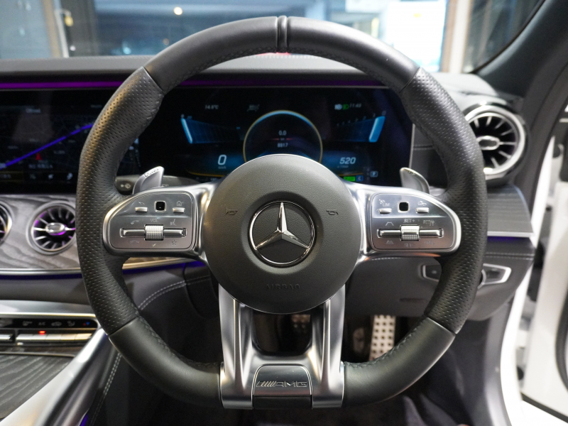 AMG GT 4ドアクーペ GT43 4MATIC+ AMG RIDE CONTROL+ PKG 1オーナー 右H Meコネクト HUD Pスタ 黒革 パノラマSR MBUXナビTV ベンチレーター ダイナミックシート ブルメスター ハンズフリーA AIRマチック 新車保証継承可