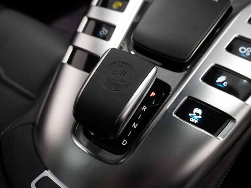 AMG GT 4ドアクーペ GT43 4MATIC+ AMG RIDE CONTROL+ PKG 1オーナー 右H Meコネクト HUD Pスタ 黒革 パノラマSR MBUXナビTV ベンチレーター ダイナミックシート ブルメスター ハンズフリーA AIRマチック 新車保証継承可