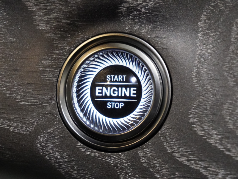 AMG GT 4ドアクーペ GT43 4MATIC+ AMG RIDE CONTROL+ PKG 1オーナー 右H Meコネクト HUD Pスタ 黒革 パノラマSR MBUXナビTV ベンチレーター ダイナミックシート ブルメスター ハンズフリーA AIRマチック 新車保証継承可