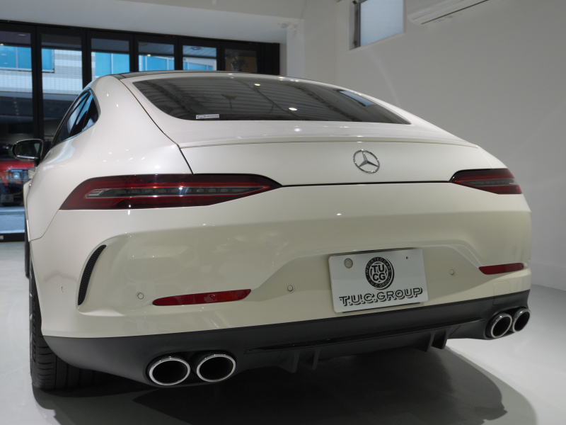 AMG GT 4ドアクーペ GT43 4MATIC+ AMG RIDE CONTROL+ PKG 1オーナー 右H Meコネクト HUD Pスタ 黒革 パノラマSR MBUXナビTV ベンチレーター ダイナミックシート ブルメスター ハンズフリーA AIRマチック 新車保証継承可