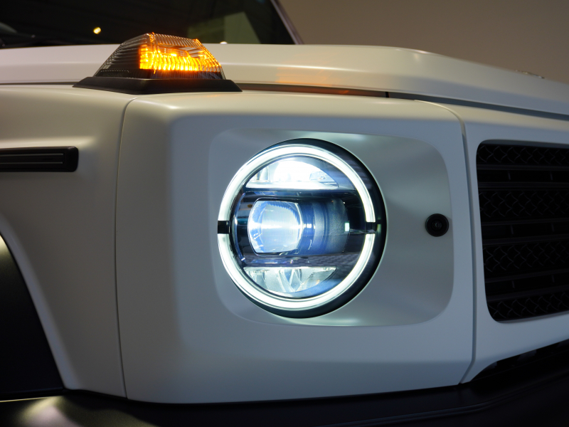 メルセデスベンツ Gクラス G400d ｴﾃﾞｨｼｮﾝﾏｸﾞﾉﾎﾜｲﾄ　正規D車 希少特別仕様 右H Meｺﾈｸﾄ ﾏﾇﾌｧｸﾄｩｰｱP 白革 ｻﾝﾙｰﾌ MBUXﾅﾋﾞTV ｱﾀﾞﾌﾟﾃｨﾌﾞﾀﾞﾝﾋﾟﾝｸﾞｼｽﾃﾑ 20AW 新車保証