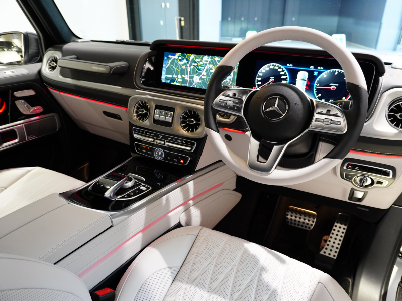 メルセデスベンツ Gクラス G400d ｴﾃﾞｨｼｮﾝﾏｸﾞﾉﾎﾜｲﾄ　正規D車 希少特別仕様 右H Meｺﾈｸﾄ ﾏﾇﾌｧｸﾄｩｰｱP 白革 ｻﾝﾙｰﾌ MBUXﾅﾋﾞTV ｱﾀﾞﾌﾟﾃｨﾌﾞﾀﾞﾝﾋﾟﾝｸﾞｼｽﾃﾑ 20AW 新車保証