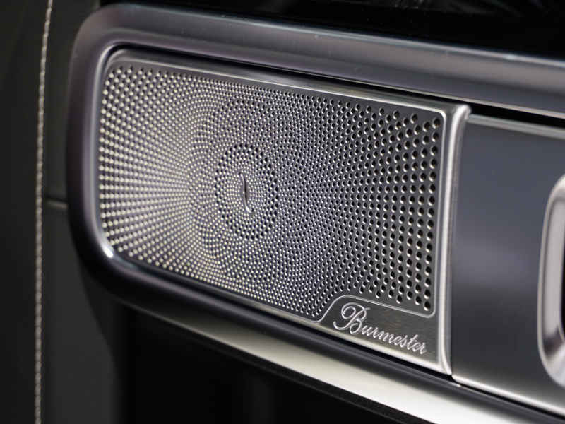 メルセデスベンツ Gクラス G400d ｴﾃﾞｨｼｮﾝﾏｸﾞﾉﾎﾜｲﾄ　正規D車 希少特別仕様 右H Meｺﾈｸﾄ ﾏﾇﾌｧｸﾄｩｰｱP 白革 ｻﾝﾙｰﾌ MBUXﾅﾋﾞTV ｱﾀﾞﾌﾟﾃｨﾌﾞﾀﾞﾝﾋﾟﾝｸﾞｼｽﾃﾑ 20AW 新車保証