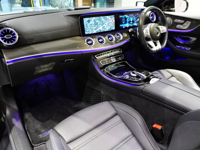 AMG Eクラス E53 4MATIC+ Cabriolet エクスクルーシブPKG Meコネクト HUD Pスタ 黒革 黒幌 ナビTV ベンチレーター リラクゼーション ブルメスター AIRマチック 2年保証