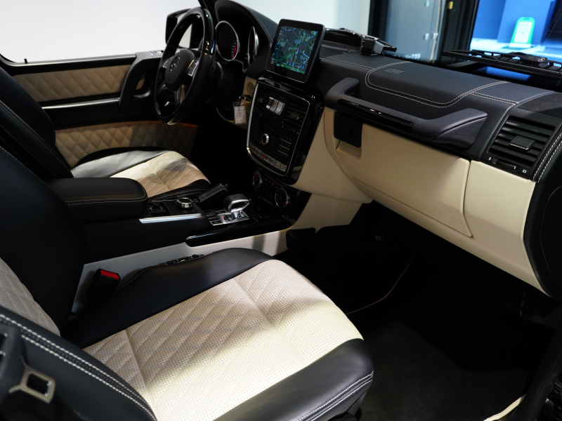 AMG Gクラス G63 designoｴｸｽｸﾙｰｼﾌﾞｲﾝﾃﾘｱPKG　571PS ｷｰﾚｽ 黒×ﾎﾟｰｾﾚﾝ革 ﾍﾞﾝﾁﾚｰﾀｰ SR 8ｲﾝﾁﾜｲﾄﾞﾅﾋﾞTV ﾌﾙｾｸﾞ harman/kardon CarPlay ｻｲﾄﾞｶﾒﾗ AMG20ｲﾝﾁAW　2年保証