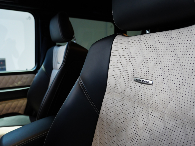 AMG Gクラス G63 designoｴｸｽｸﾙｰｼﾌﾞｲﾝﾃﾘｱPKG　571PS ｷｰﾚｽ 黒×ﾎﾟｰｾﾚﾝ革 ﾍﾞﾝﾁﾚｰﾀｰ SR 8ｲﾝﾁﾜｲﾄﾞﾅﾋﾞTV ﾌﾙｾｸﾞ harman/kardon CarPlay ｻｲﾄﾞｶﾒﾗ AMG20ｲﾝﾁAW　2年保証