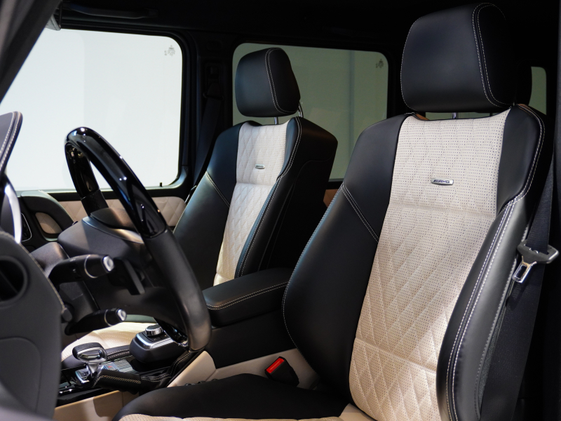 AMG Gクラス G63 designoｴｸｽｸﾙｰｼﾌﾞｲﾝﾃﾘｱPKG　571PS ｷｰﾚｽ 黒×ﾎﾟｰｾﾚﾝ革 ﾍﾞﾝﾁﾚｰﾀｰ SR 8ｲﾝﾁﾜｲﾄﾞﾅﾋﾞTV ﾌﾙｾｸﾞ harman/kardon CarPlay ｻｲﾄﾞｶﾒﾗ AMG20ｲﾝﾁAW　2年保証