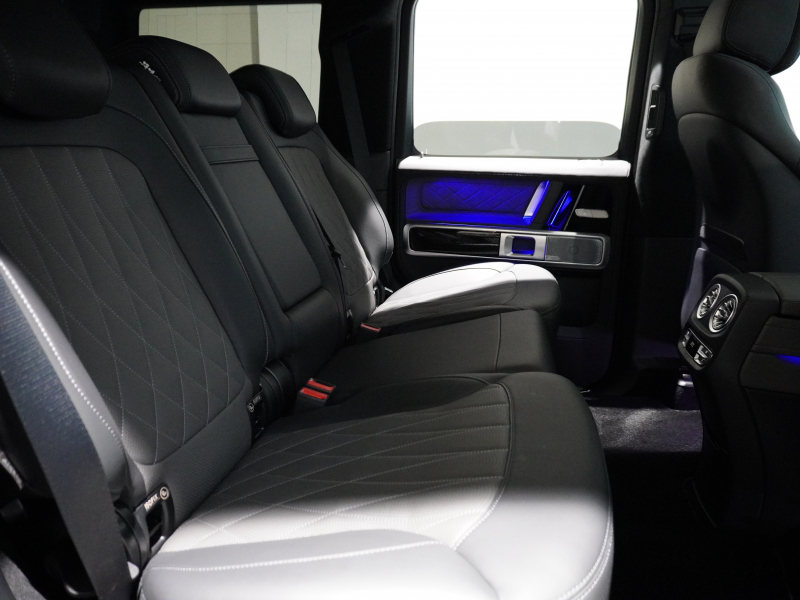 メルセデスベンツ Gクラス G400d ﾏﾇﾌｧｸﾄｩｰｱｴﾃﾞｨｼｮﾝ　正規D車 希少特別仕様 右H Meｺﾈｸﾄ 1ｵｰﾅｰ 黒革 ｻﾝﾙｰﾌ 純正ﾅﾋﾞTV ｱﾀﾞﾌﾟﾃｨﾌﾞﾀﾞﾝﾋﾟﾝｸﾞｼｽﾃﾑ 20AW　新車保証