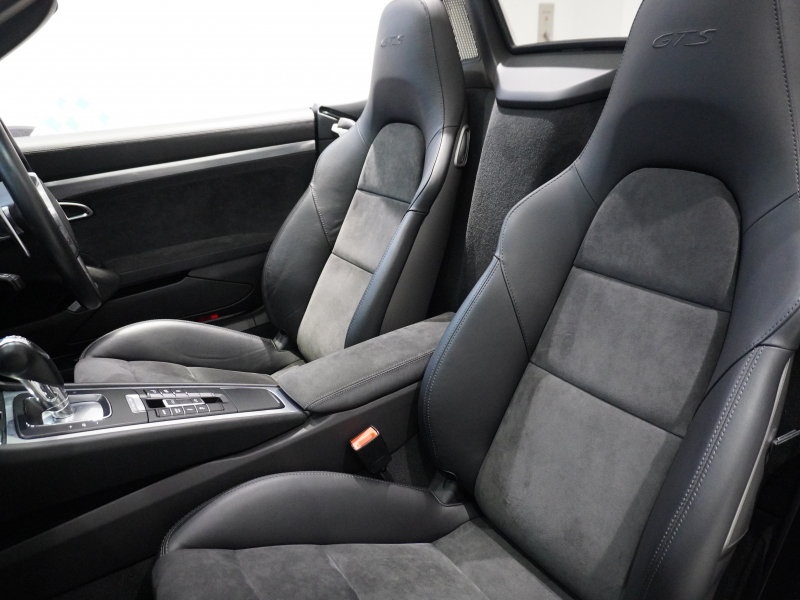 ポルシェ ボクスター GTS ｽﾎﾟｰﾂｸﾛﾉPKG　正規D車 右H 赤幌 有償色 ｺﾝﾋﾞ革 ｼｰﾄﾋｰﾀｰ ﾅﾋﾞTV  PASM ｶﾞｰｽﾞﾚｯﾄﾞﾒｰﾀｰ ｶﾗｰｸﾚｽﾄ20AW ｽﾎﾟｰﾂEX　2年保証付
