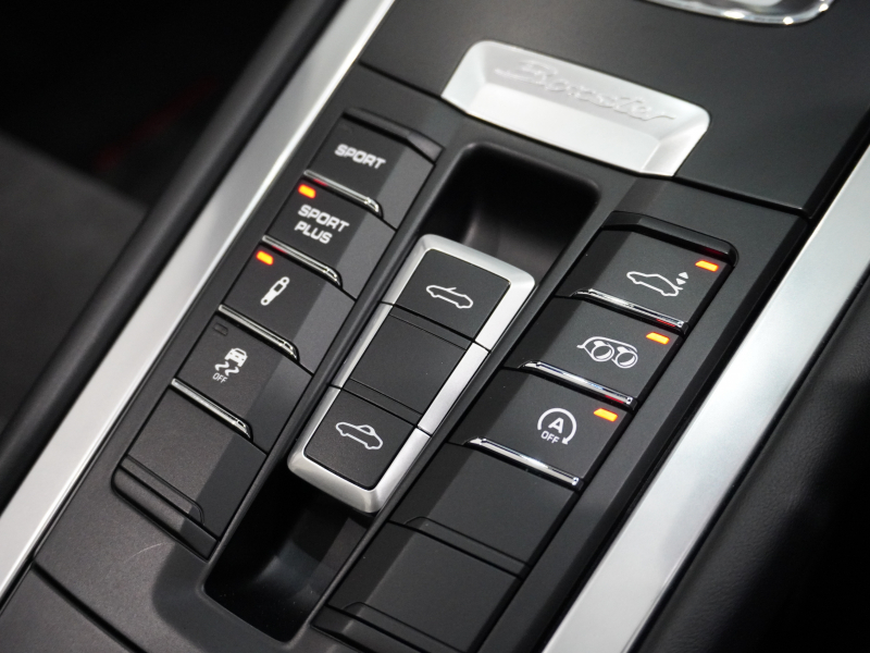 ポルシェ ボクスター GTS ｽﾎﾟｰﾂｸﾛﾉPKG　正規D車 右H 赤幌 有償色 ｺﾝﾋﾞ革 ｼｰﾄﾋｰﾀｰ ﾅﾋﾞTV  PASM ｶﾞｰｽﾞﾚｯﾄﾞﾒｰﾀｰ ｶﾗｰｸﾚｽﾄ20AW ｽﾎﾟｰﾂEX　2年保証付