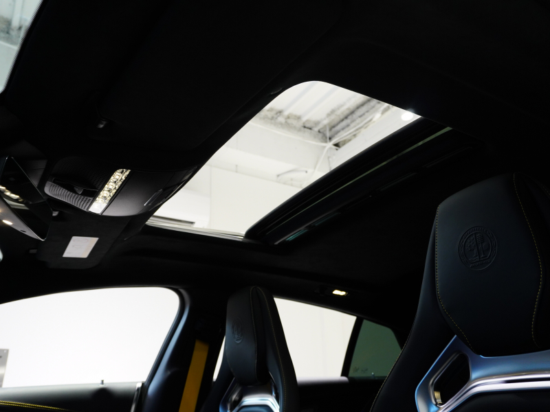 AMG GT 4ドアクーペ GT63S 4MATIC+ Edition1　1ｵｰﾅｰ 限定車 AMGﾊﾟﾌｫｰﾏﾝｽ&ｴｸｽﾃﾘｱﾅｲﾄPKG 専用ｲﾝﾃﾘｱ ｻﾝﾙｰﾌ ﾅﾋﾞTV ﾍｯﾄﾞｱｯﾌﾟD ﾍﾞﾝﾁﾚｰｼｮﾝ 専用21ｲﾝﾁAW　2年保証