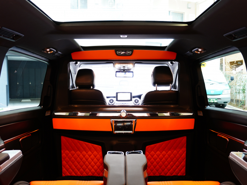 メルセデスベンツ Vクラス V220dｽﾎﾟｰﾂ ﾛﾝｸﾞ ﾚｰﾀﾞｰP　ﾏｲﾊﾞｯﾊ仕様 ｴｸﾞｾｸﾃｨﾌﾞｼｰﾄ TVﾓﾆﾀｰ付ﾊﾟｰﾃｰｼｮﾝ ﾊﾟﾉﾗﾏSR 4人乗り　2年保証付