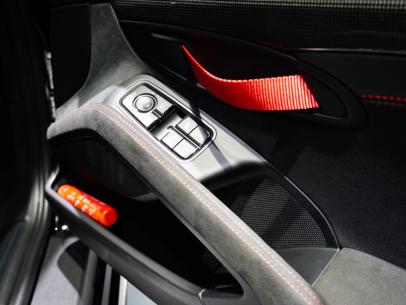 ポルシェ 718 ケイマン GT4 PDK　RHD ｽﾎﾟｰﾂｸﾛﾉPKG　1ｵｰﾅｰ 正規D車 Race-Tex&ｶｰﾎﾞﾝｲﾝﾃﾘｱ 18wayｱﾀﾞﾌﾟﾃｨﾌﾞｼｰﾄ PCMﾅﾋﾞ Bｶﾒﾗ BOSEｻｳﾝﾄﾞ LEDﾍｯﾄﾞﾗｲﾄ PDLS Plus 電格ﾐﾗｰ 20AW　新車保証