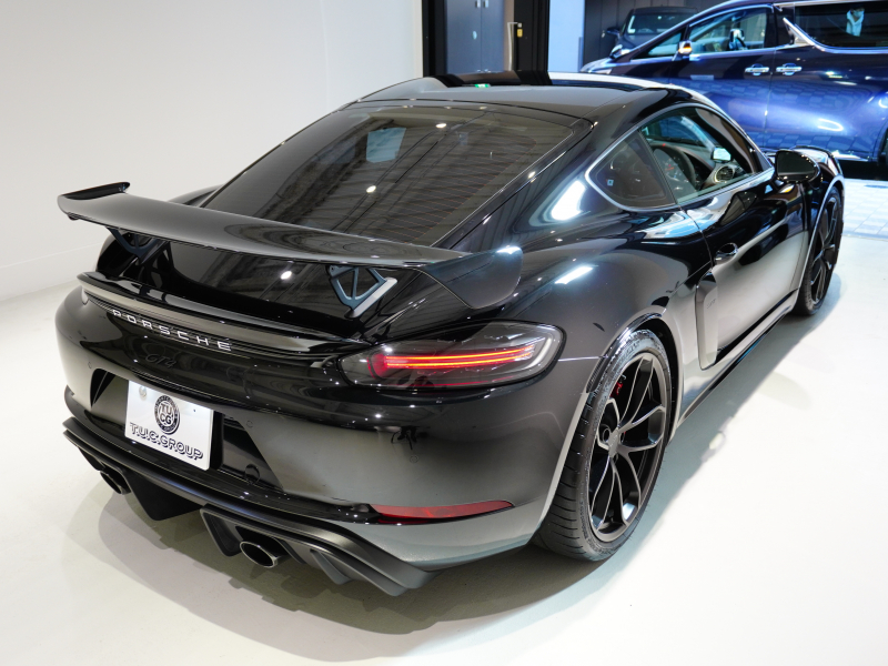 ポルシェ 718 ケイマン GT4 PDK　RHD ｽﾎﾟｰﾂｸﾛﾉPKG　1ｵｰﾅｰ 正規D車 Race-Tex&ｶｰﾎﾞﾝｲﾝﾃﾘｱ 18wayｱﾀﾞﾌﾟﾃｨﾌﾞｼｰﾄ PCMﾅﾋﾞ Bｶﾒﾗ BOSEｻｳﾝﾄﾞ LEDﾍｯﾄﾞﾗｲﾄ PDLS Plus 電格ﾐﾗｰ 20AW　新車保証